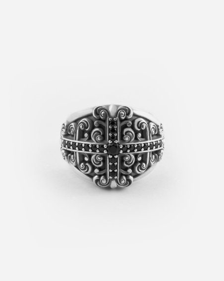 ANILLO CHEVALIER HERENCIA DE PLATA CON CRUX DE PIEDRAS NEGRAS