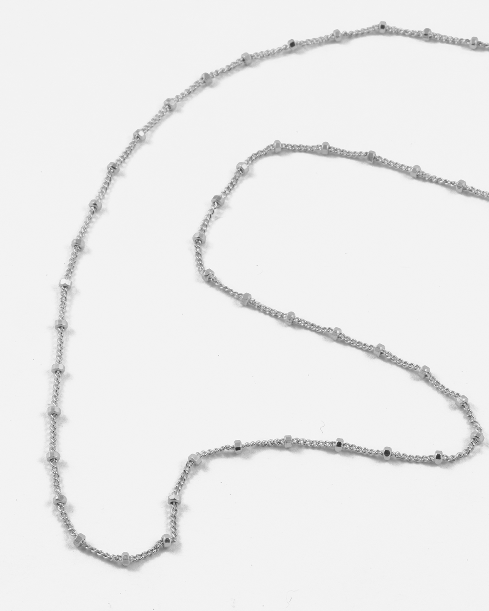 SILVER CURB CHAIN NECKLACE WITH CUBES