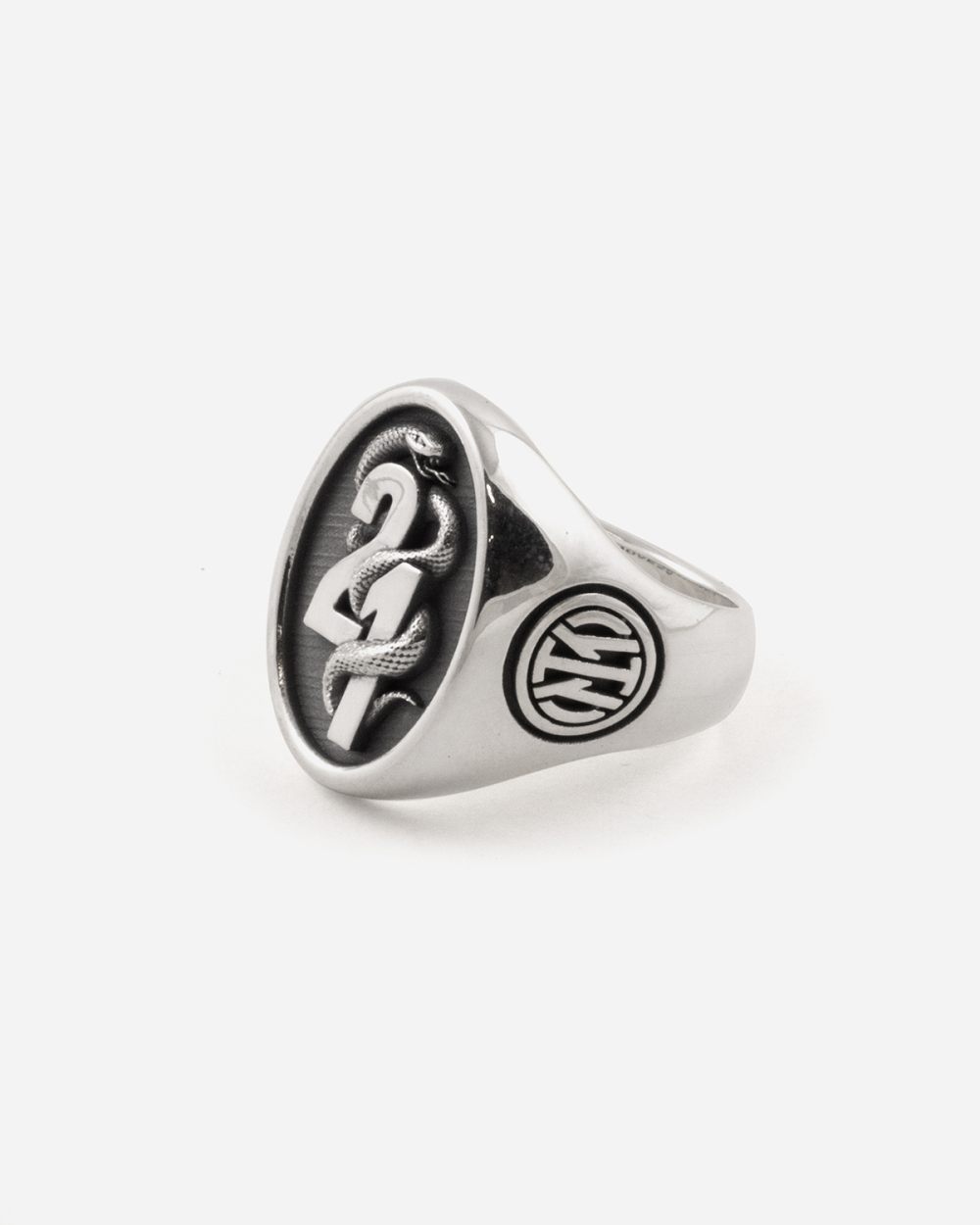 INTER X NOVE25 DOUBLE 2026 SIGNET RING