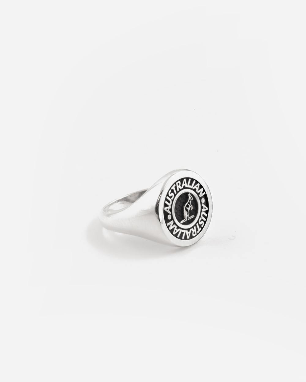 NOVE25 X AUSTRALIAN CHEVALIER RING