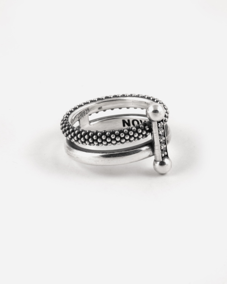 DOTTED AND PLAIN PIERCING RING WITH STONE