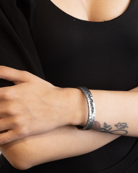 MATERIC HANDCUFF BRACELET WITH STONES