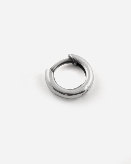 HOOP EARRING WITH SNAP CLOSURE