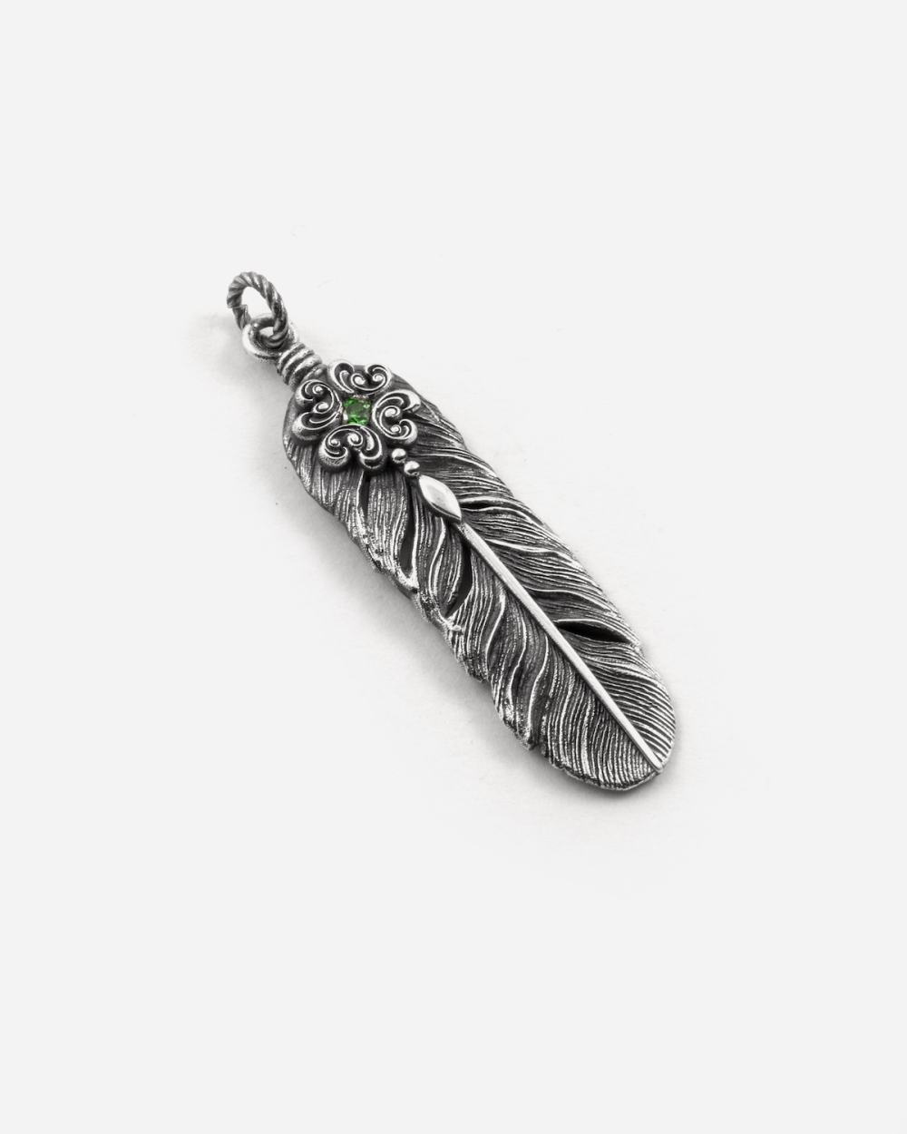 FEATHER FAMILIA PENDANT WITH STONE